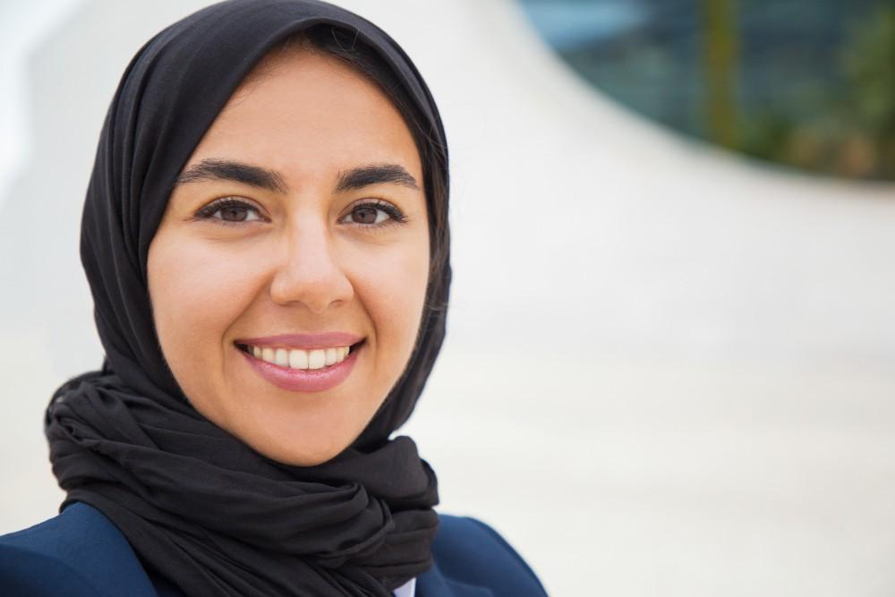 Dr. Laila K., UAE ➝ British Columbia